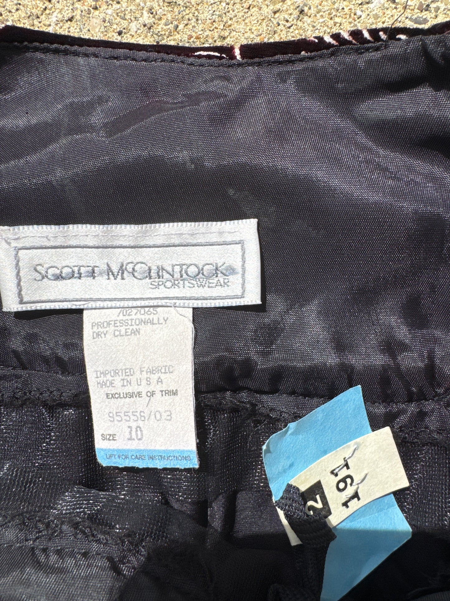 Vintage Women’s Scott McClintock Velvet/Velour Skirt Size 10