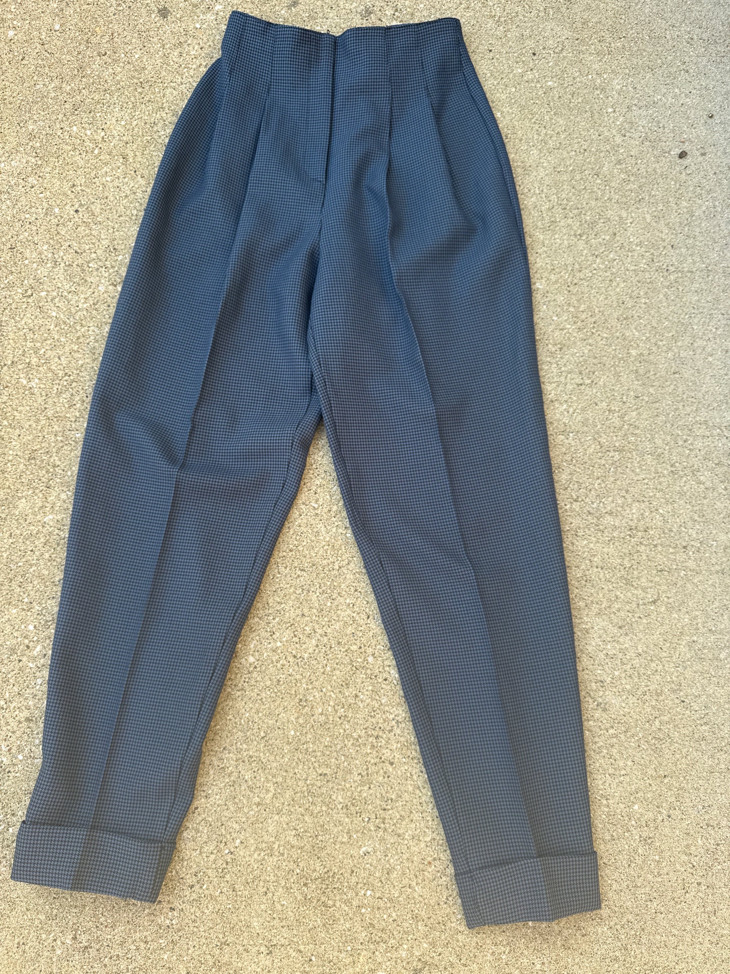 Vintage 90s Women’s La Belle Suit Size 3