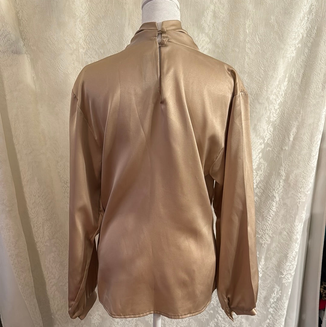 Vintage Women’s The Ascot Collection by Lady Arrow Gold Satin Long Sleeve Size 10