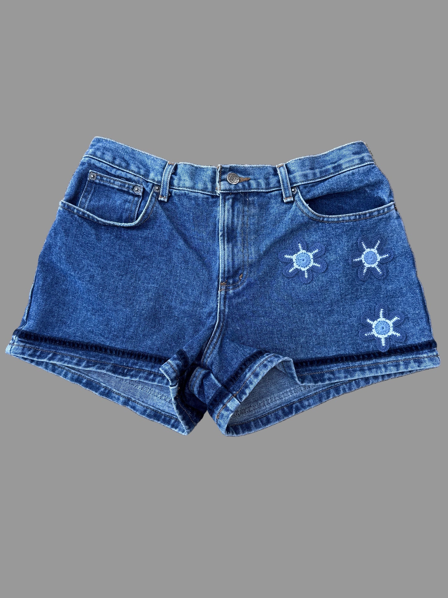 Vintage/y2k Arizona Jeans denim shorts size 9