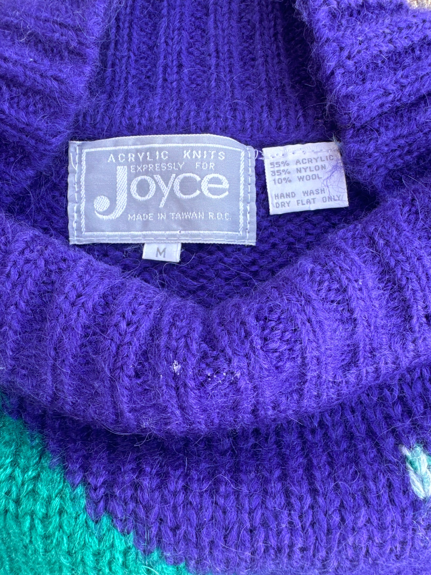 Vintage Women’s Joyce Sweater Size Medium