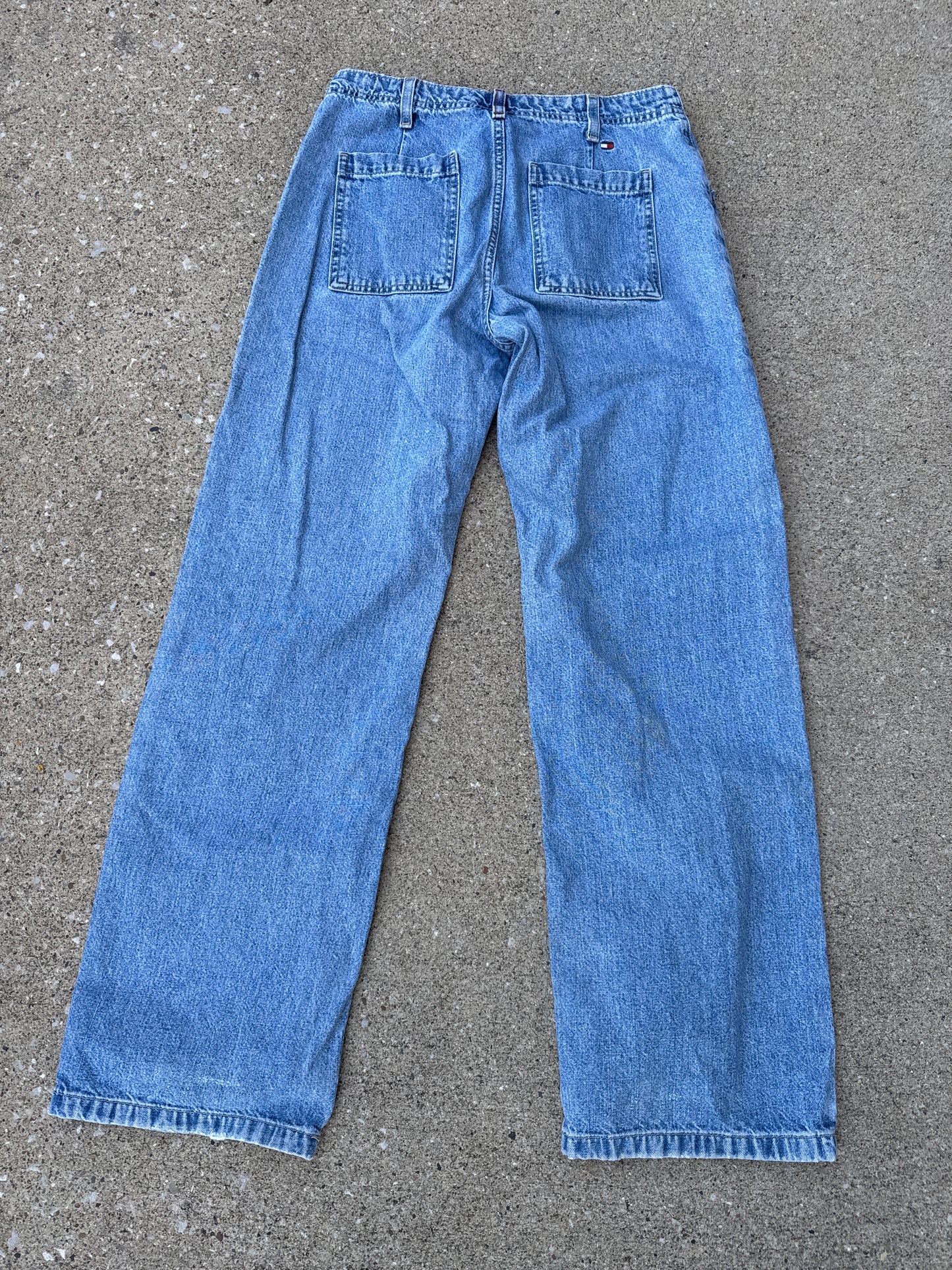 Vintage Y2K Women’s Tommy Hilfiger Wide Leg Jeans size 4