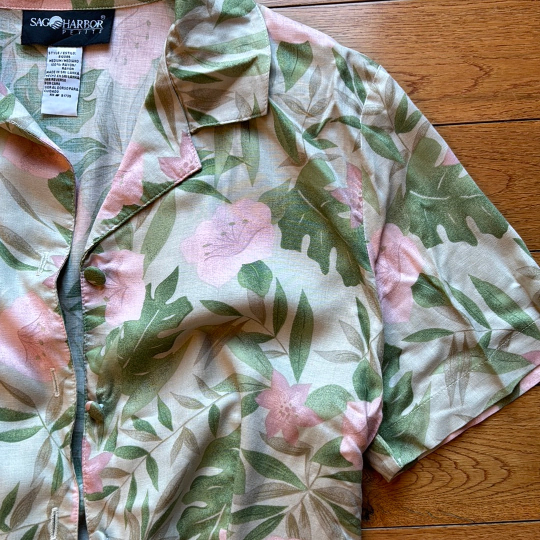 Women’s Sage Harbor Petite Floral Button Up Size M