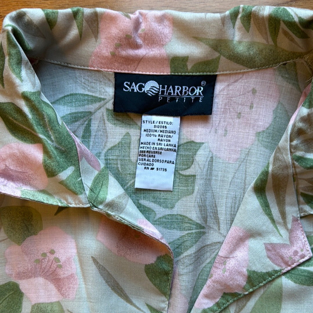 Women’s Sage Harbor Petite Floral Button Up Size M