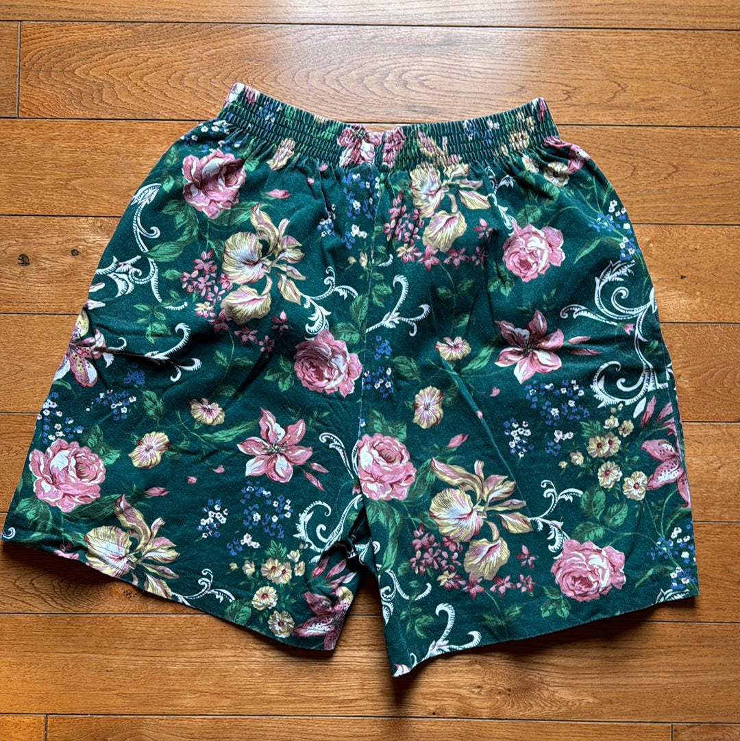 Vintage Women’s Capacity Petites Floral Shorts Size S