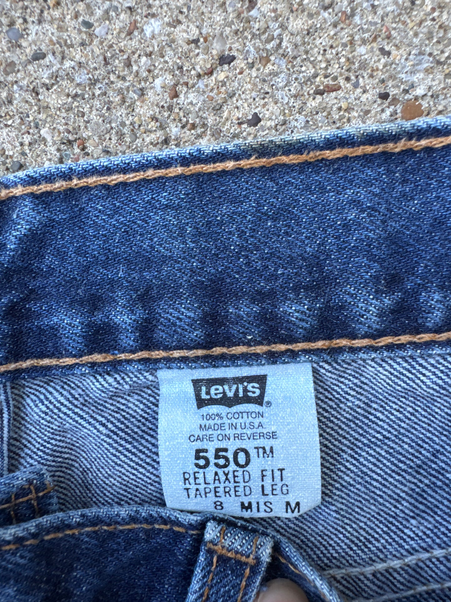 Vintage (2000) Women’s Levi’s 550 Size 8 Mis M